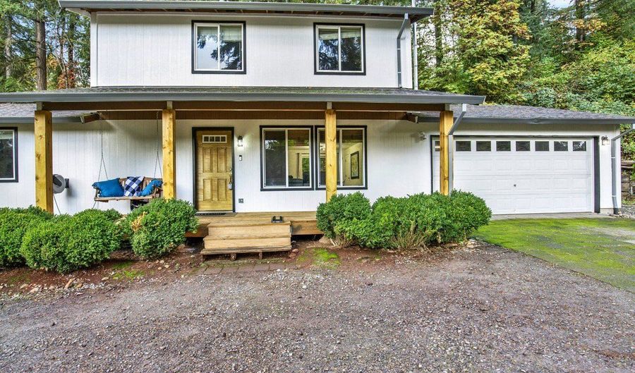 19500 S ROCKIE Dr, Mulino, OR 97042 - 4 Beds, 2 Bath