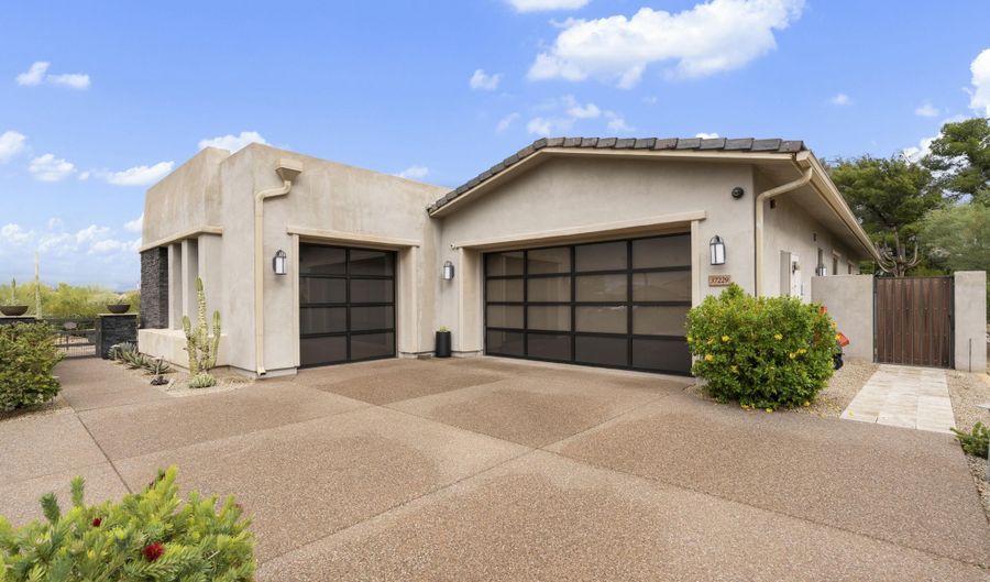 37229 N WINDING WASH Trl, Carefree, AZ 85377 - 3 Beds, 3 Bath
