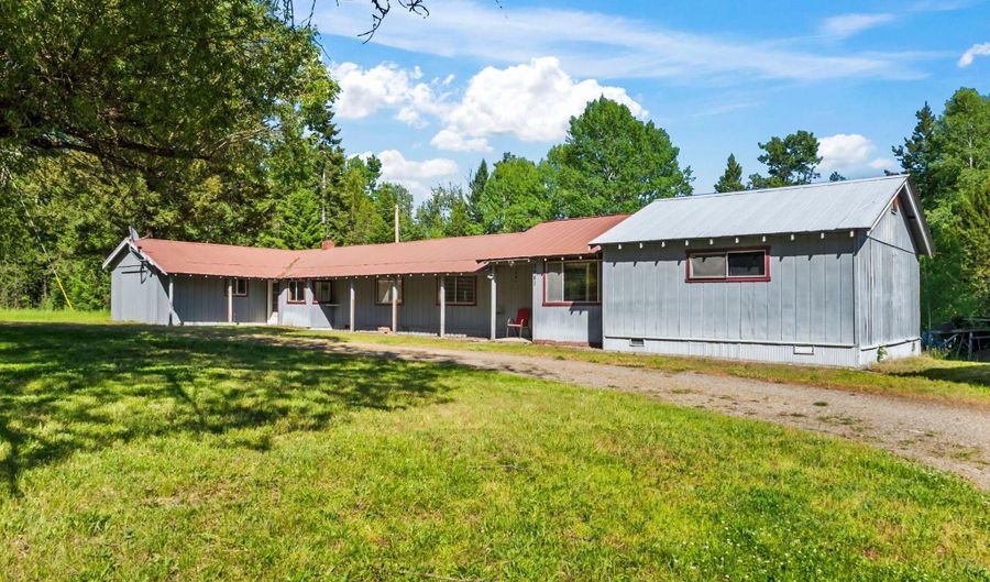 5961 Blacktail Rd, Careywood, ID 83809 - 3 Beds, 3 Bath