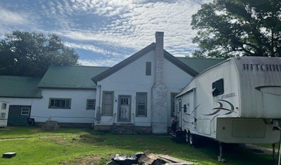 208 Cedar St, Bernice, LA 71222 - 3 Beds, 2 Bath