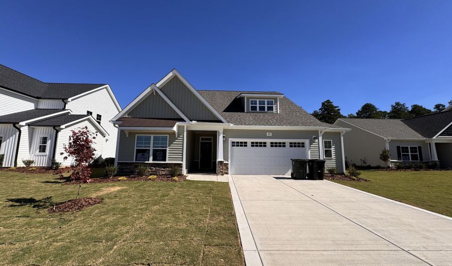 279 Rough Ridge Trl Lot #25, Aberdeen, NC 28315 - 4 Beds, 3 Bath