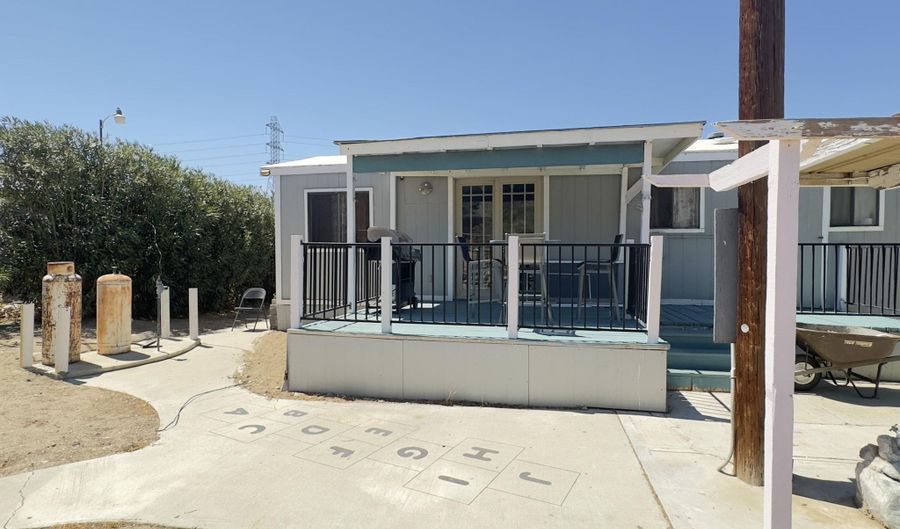 55780 San Pierre Rd, White Water, CA 92282 - 3 Beds, 2 Bath