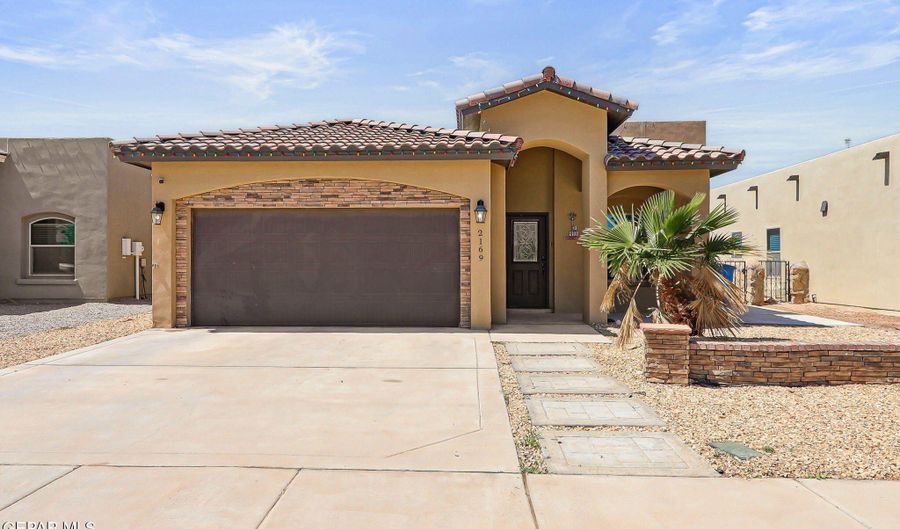 2169 Purple Valley Rd, Socorro, TX 79927 - 4 Beds, 2 Bath