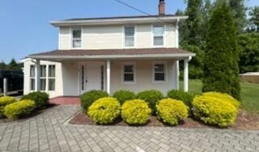 4 Clayton Ave, Adelphia, NJ 07710 - 3 Beds, 3 Bath