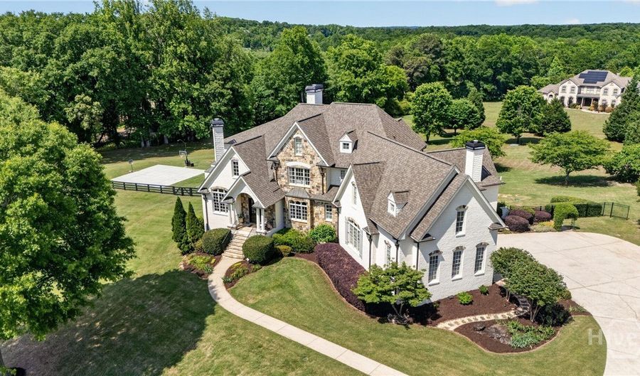 1123 Dee Kennedy Rd, Auburn, GA 30011 - 6 Beds, 6 Bath