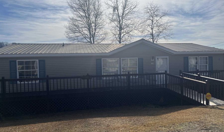 135 BIG TROLL Rd, Adger, AL 35006 - 3 Beds, 2 Bath