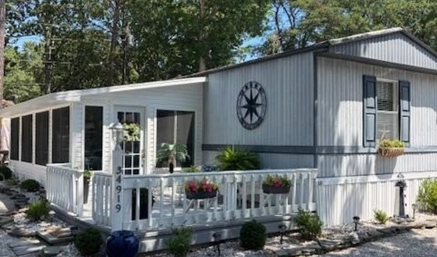34919 NORTH Dr, Lewes, DE 19958 - 3 Beds, 2 Bath