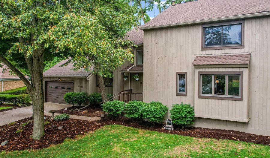 3735 Tremont Ln, Ann Arbor, MI 48105 - 4 Beds, 4 Bath