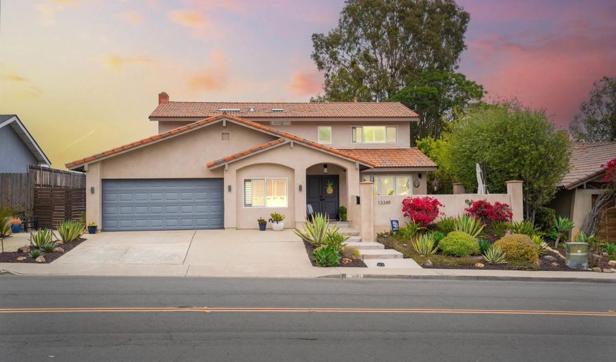 13349 Portofino Dr, Del Mar, CA 92014 - 5 Beds, 3 Bath