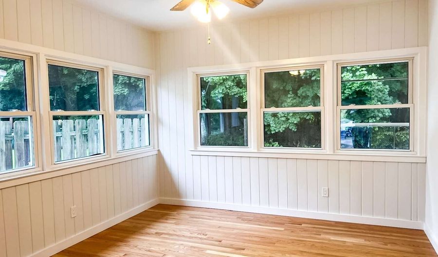 48 Oak Ridge Gate, Danbury, CT 06810 - 4 Beds, 3 Bath