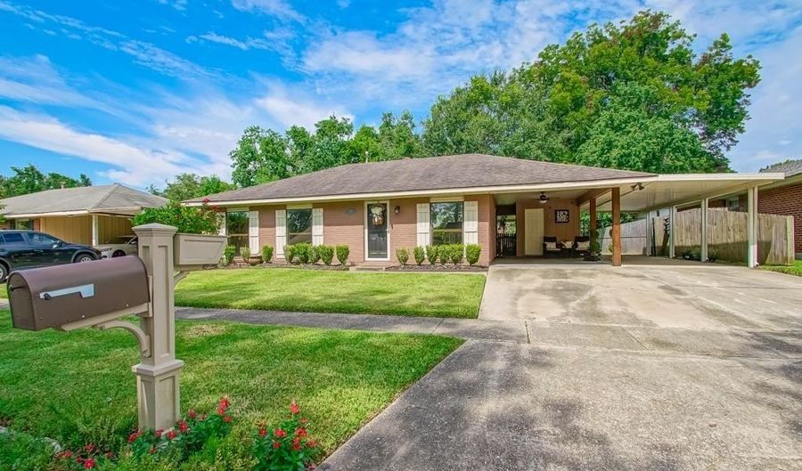 6245 Dalark Dr, Baton Rouge, LA 70812 - 2 Beds, 2 Bath
