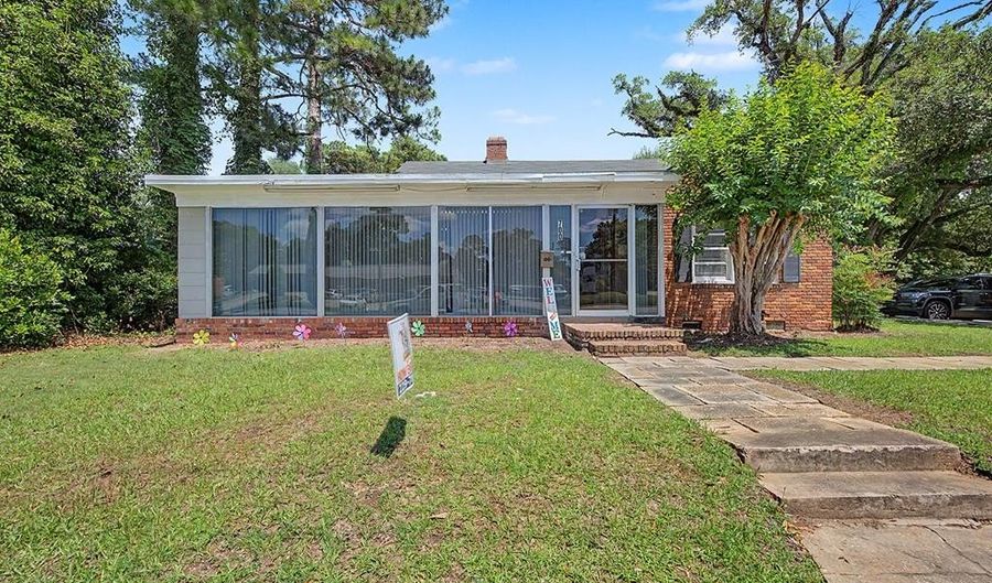700 Slappey Blvd N, Albany, GA 31707 - 0 Beds, 0 Bath
