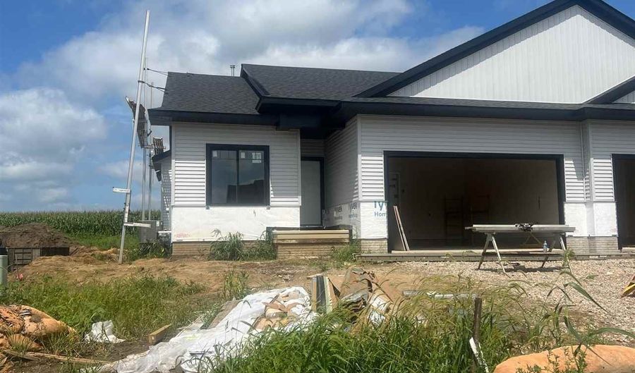 1220 Berkshire Ln, North Liberty, IA 52317 - 4 Beds, 3 Bath