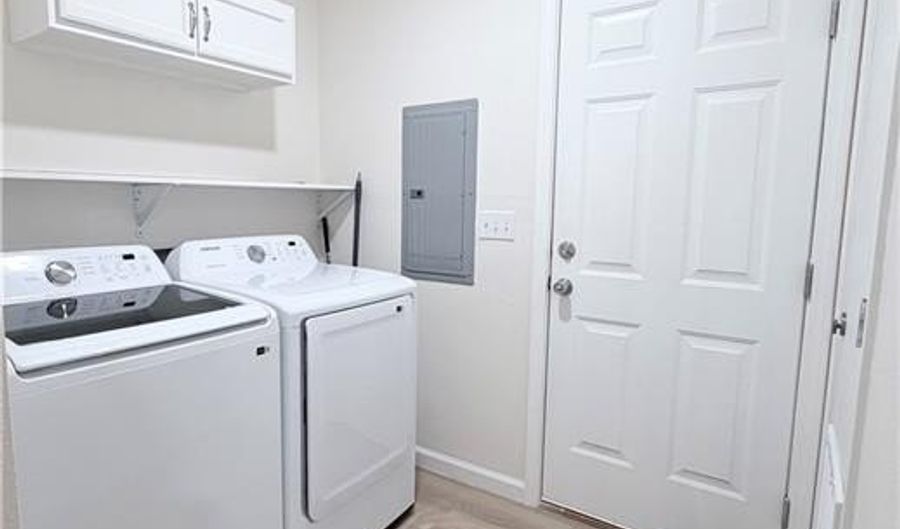 837 S 13th St, Alamo, TX 78516 - 2 Beds, 2 Bath