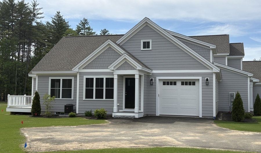 137 County, Amherst, NH 03031 - 5 Beds, 4 Bath