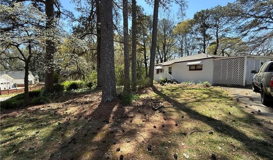 1960 Clark Dr, Tucker, GA 30084 - 2 Beds, 1 Bath