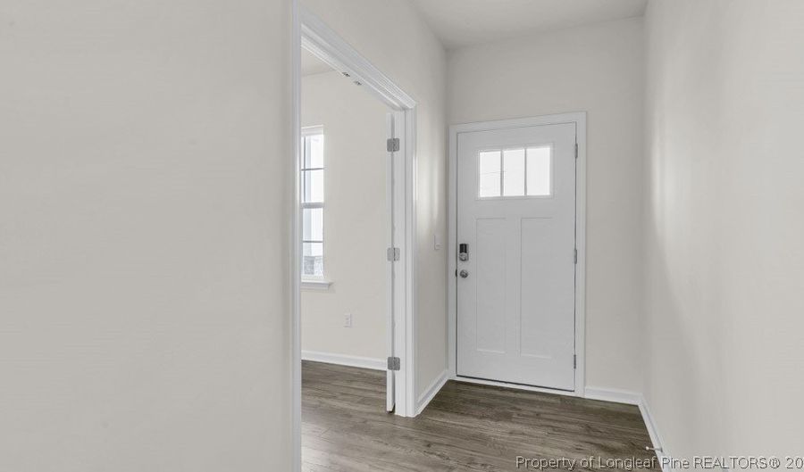 719 Lazy Elm Ln, Aberdeen, NC 28315 - 4 Beds, 3 Bath