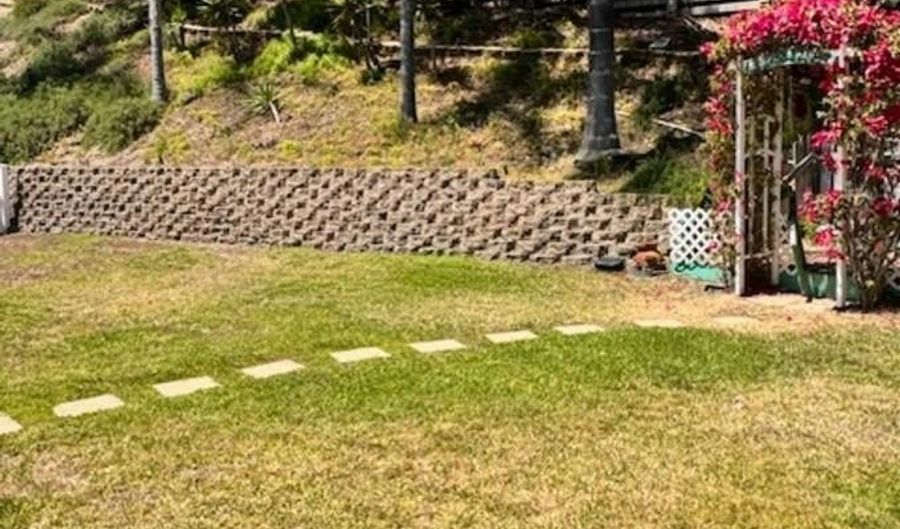 706 W Winterhaven Rd, Fallbrook, CA 92028 - 4 Beds, 3 Bath