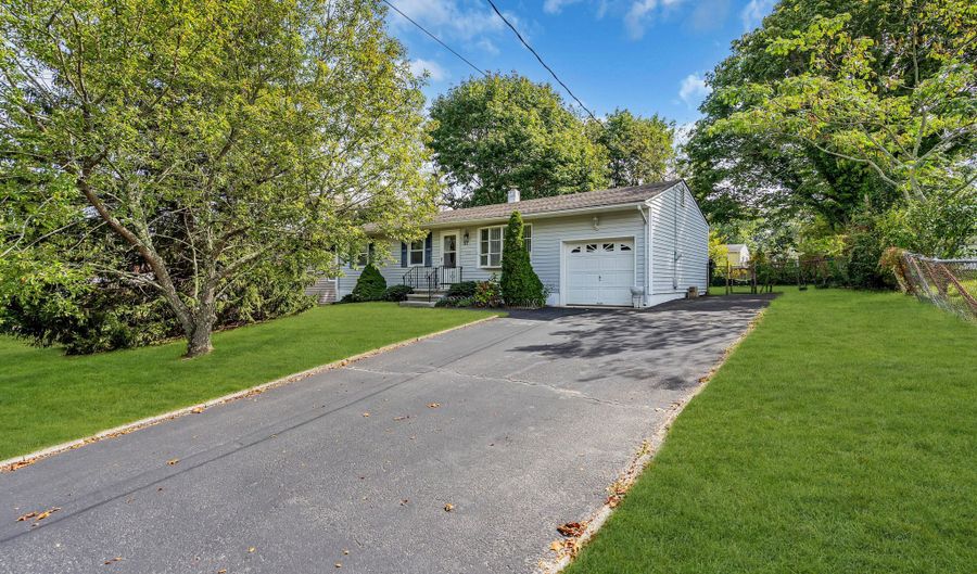 97 Pheasant Dr, Bayville, NJ 08721 - 3 Beds, 1 Bath