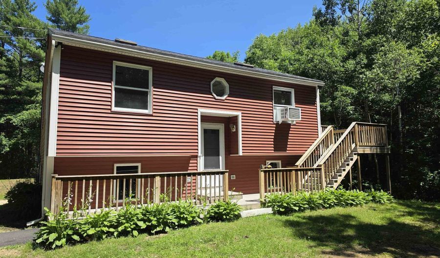 1890 Franklin Pierce Hwy, Barrington, NH 03825 - 3 Beds, 2 Bath