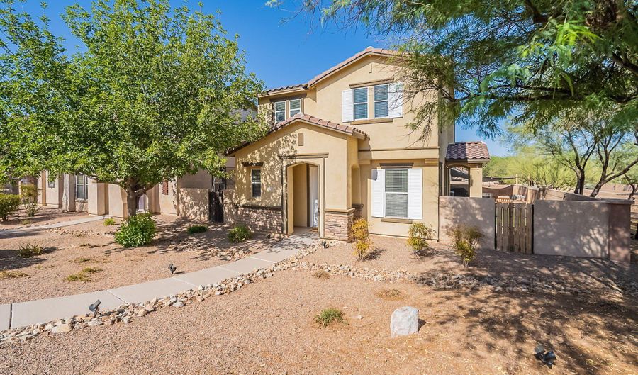 493 W PASEO CELESTIAL, Sahuarita, AZ 85629 - 3 Beds, 3 Bath