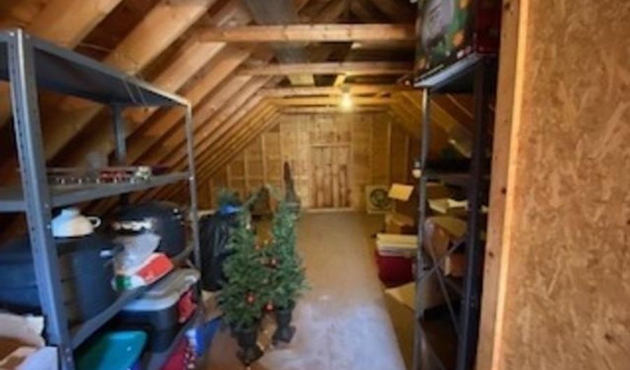2 Mack Hill Rd, Amherst, NH 03031 - 3 Beds, 2 Bath