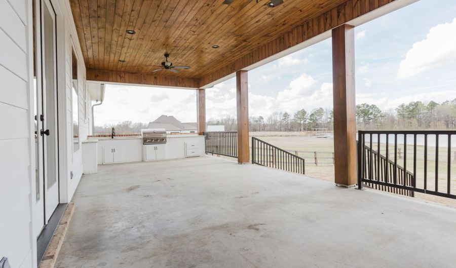 503 Clark Stables Rd, Brandon, MS 39047 - 5 Beds, 5 Bath