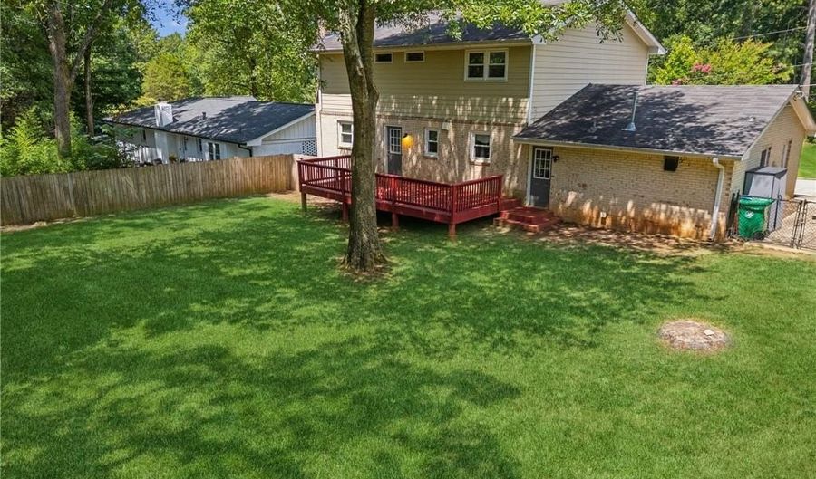 1231 Sanden Ferry Dr, Decatur, GA 30033 - 4 Beds, 3 Bath