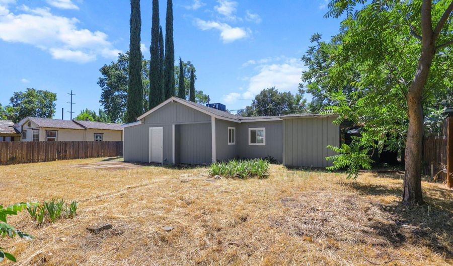 6937 Lady Smith Ave, Anderson, CA 96007 - 2 Beds, 2 Bath