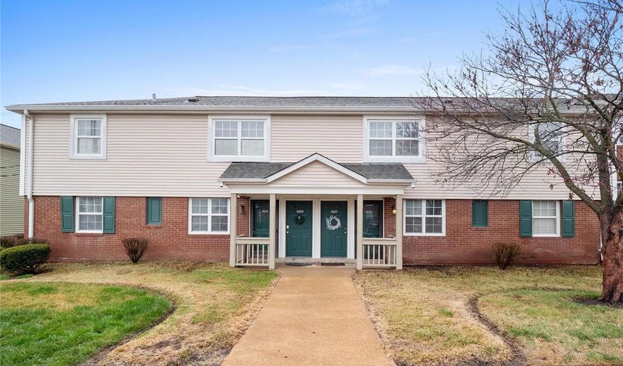 1631 Thrush Ter, Brentwood, MO 63144 - 2 Beds, 1 Bath