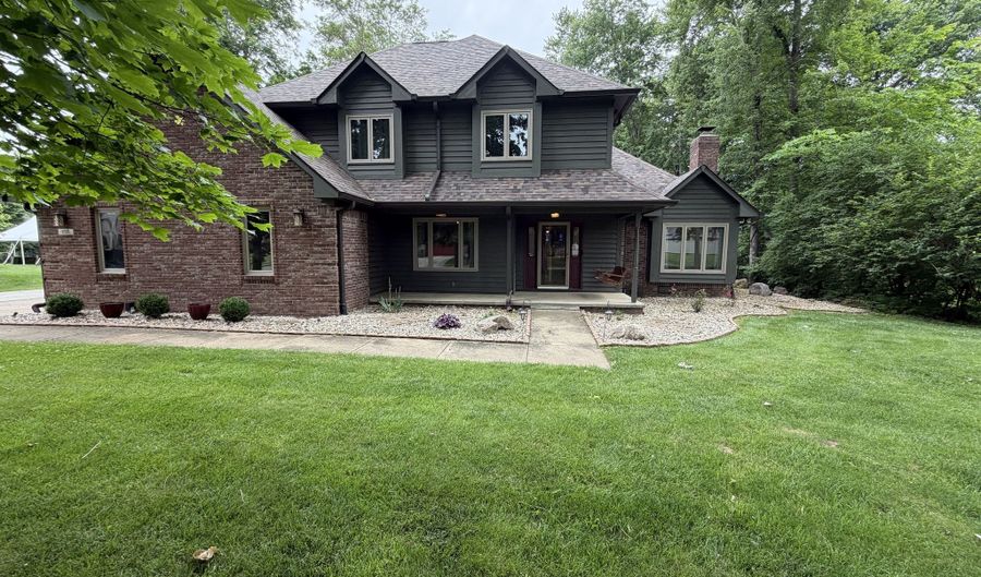 656 Mac Beth Dr, Avon, IN 46123 - 4 Beds, 3 Bath