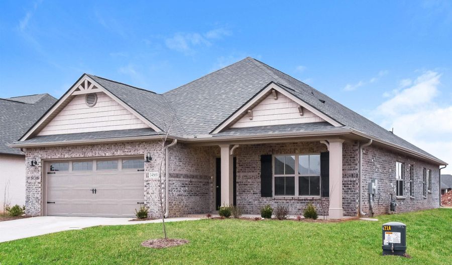 14668 Greenleaf Dr, Athens, AL 35613 - 3 Beds, 3 Bath