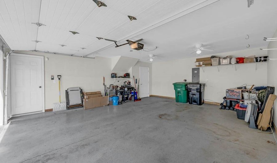 3018 SW Arlan Ln, Ankeny, IA 50023 - 2 Beds, 3 Bath