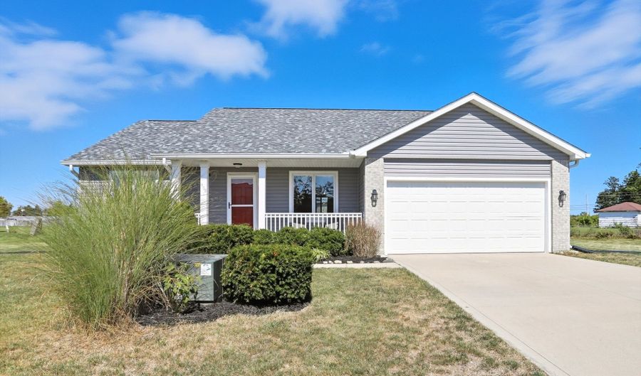 108 Sunburst Cir, Alexandria, IN 46001 - 3 Beds, 2 Bath