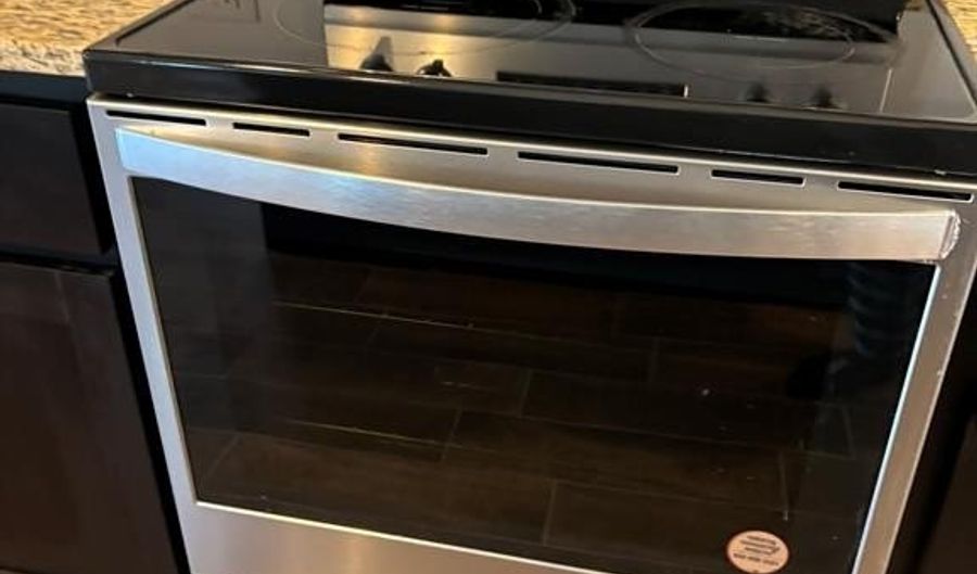 608 Breckenridge Park Dr, Alvarado, TX 76009 - 4 Beds, 2 Bath