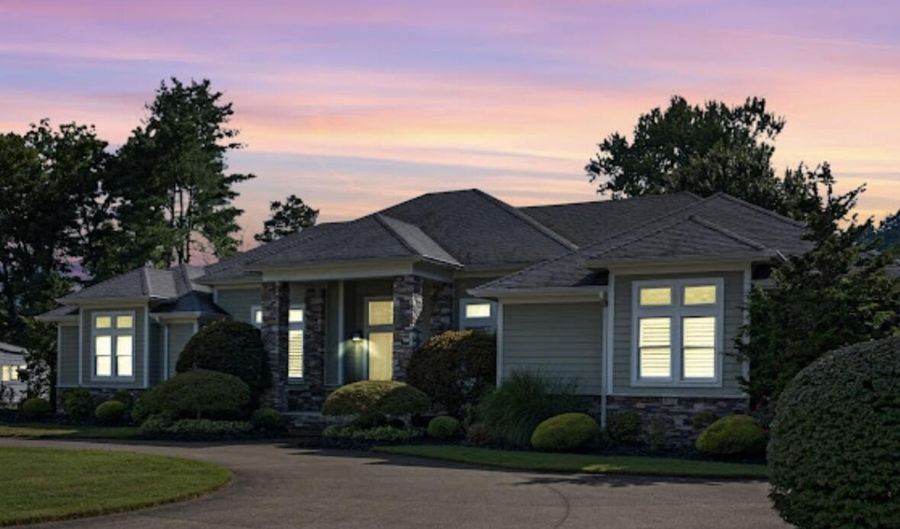 87 Ball Park St, Allen, KY 41601 - 5 Beds, 5 Bath