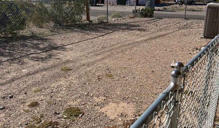 2700 Calle De Mercado, Bullhead City, AZ 86442 - 3 Beds, 2 Bath