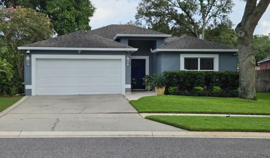 2126 WEKIVA RESERVE Blvd, Apopka, FL 32703 - 4 Beds, 2 Bath