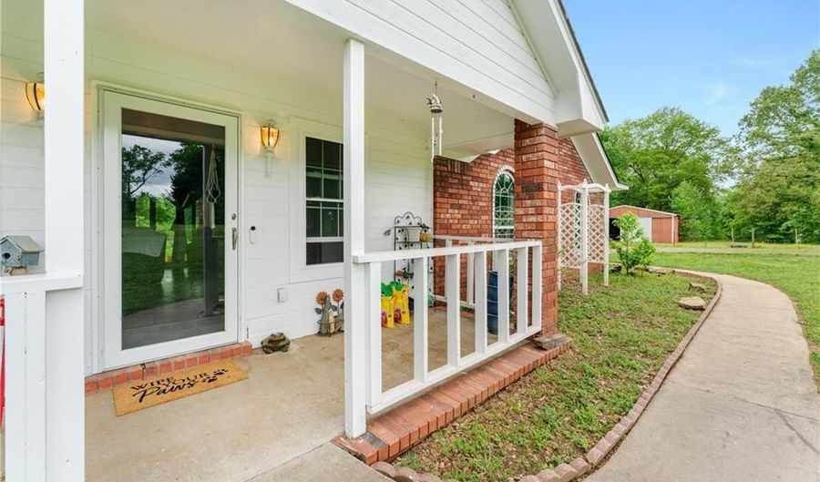 2511 New Town Rd, Alma, AR 72921 - 4 Beds, 3 Bath
