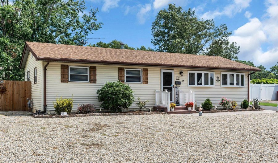 117 Pheasant Dr, Bayville, NJ 08721 - 3 Beds, 1 Bath