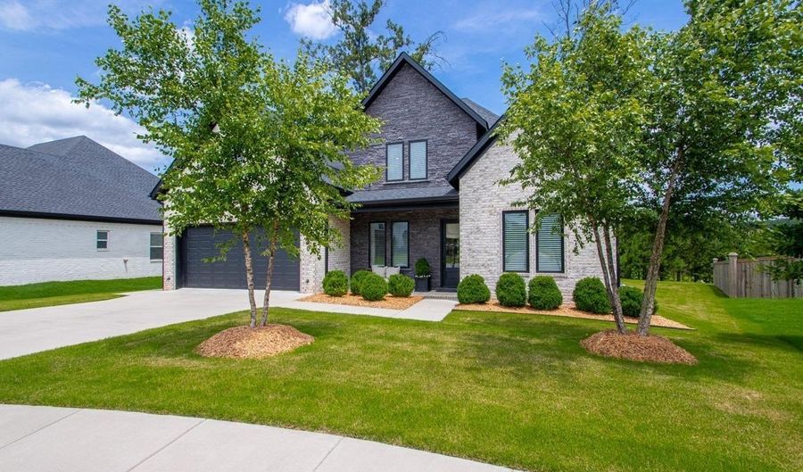 7400 Northwood Dr, Benton, AR 72019 - 5 Beds, 3 Bath