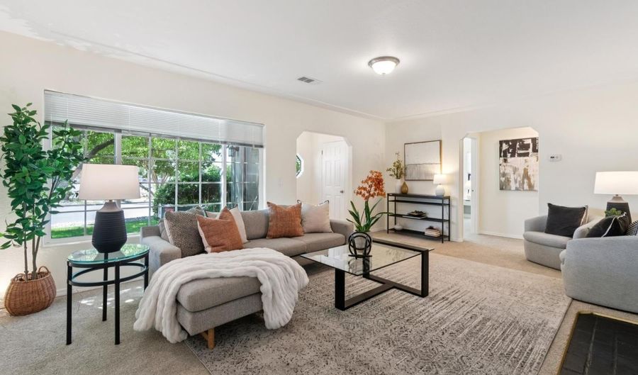 1039 Stevenson St, Santa Rosa, CA 95404 - 6 Beds, 3 Bath