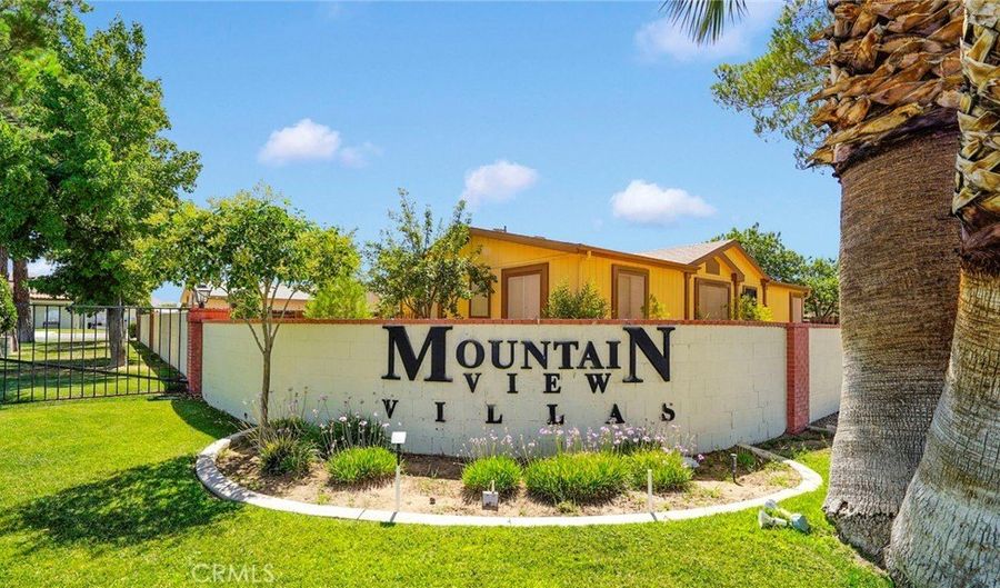 21621 Sandia Rd 42, Apple Valley, CA 92308 - 2 Beds, 2 Bath