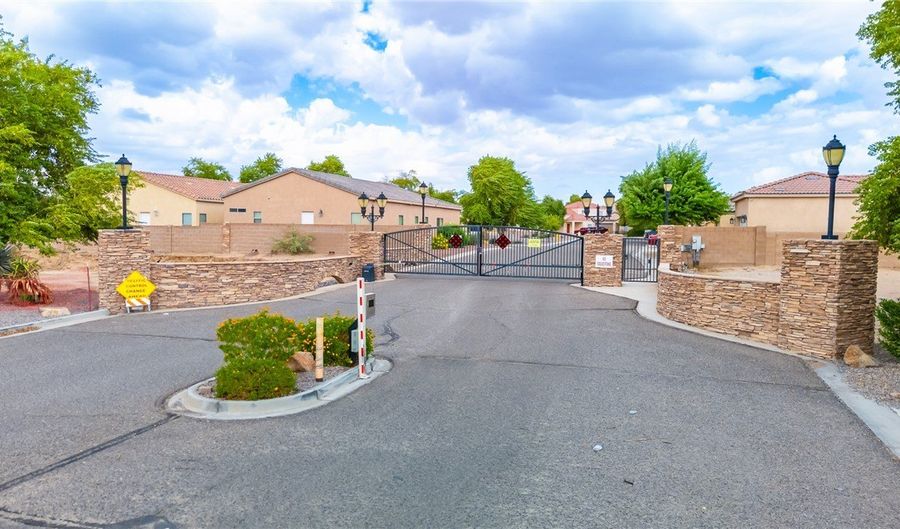 2400 Granite Cir, Bullhead City, AZ 86442 - 4 Beds, 3 Bath