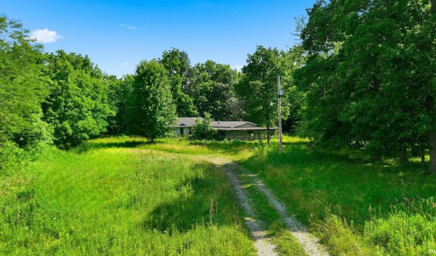 5002 N County Line Rd, Auburn, IN 46706 - 0 Beds, 0 Bath