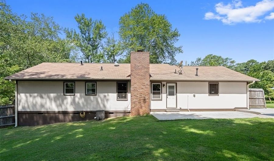 4128 Worth St, Acworth, GA 30101 - 4 Beds, 2 Bath