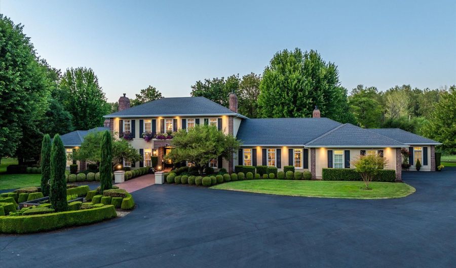 35853 TENNESSEE Rd, Albany, OR 97322 - 5 Beds, 5 Bath