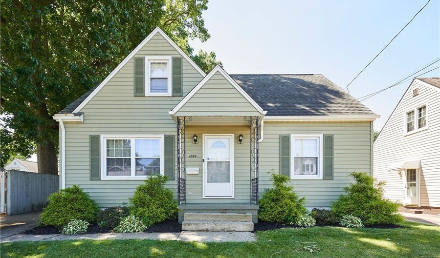 1884 Malasia Rd, Akron, OH 44305 - 3 Beds, 3 Bath