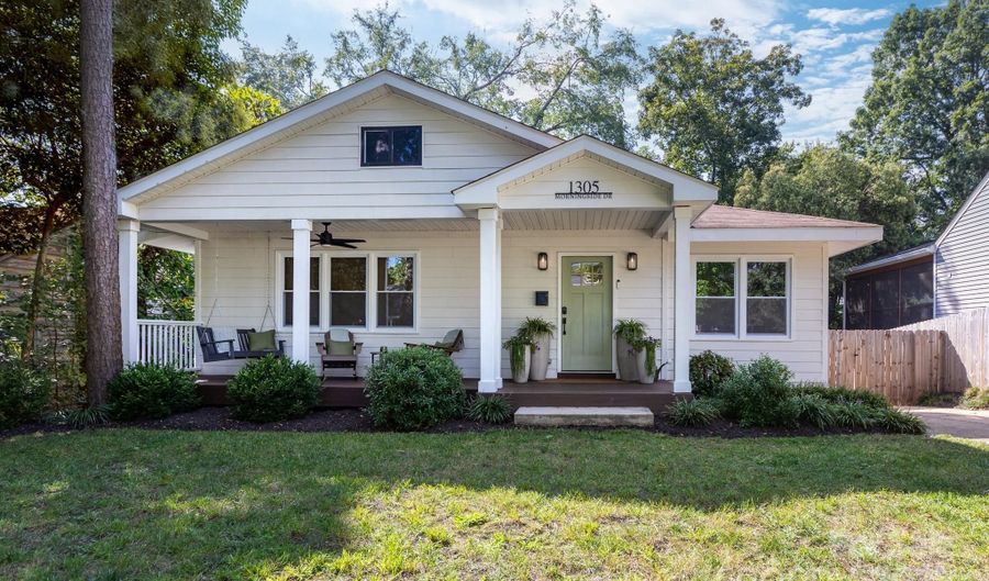 1305 Morningside Dr, Charlotte, NC 28205 - 3 Beds, 3 Bath