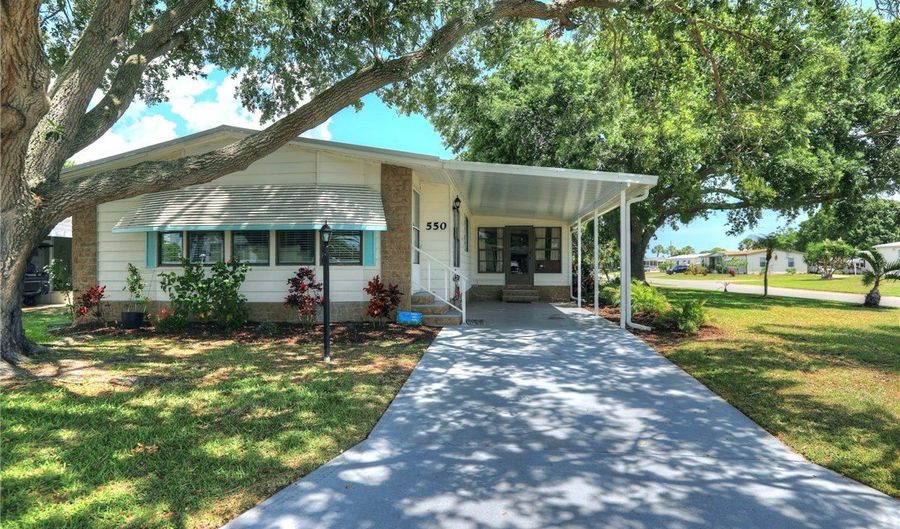550 Tarpon Dr, Barefoot Bay, FL 32976 - 2 Beds, 2 Bath